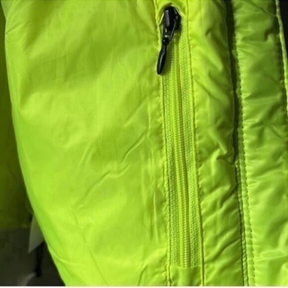 Calvin Klein Performance Green Oversized
Mock Neck Vest(Size XS) - Picture 8 of 10